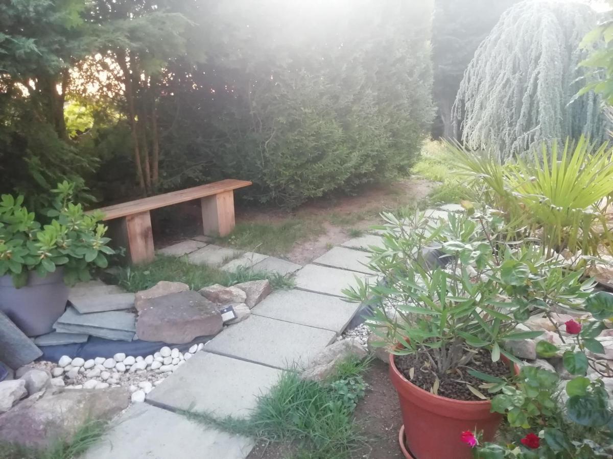 Chez Sophie Et Gilles Bed & Breakfast Monistrol-sur-Loire Exterior foto